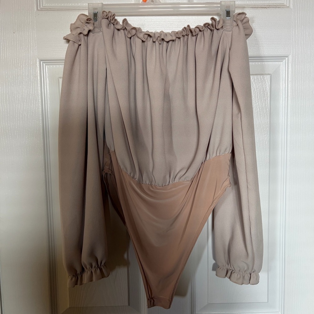 Boohoo off the shoulder bodysuit